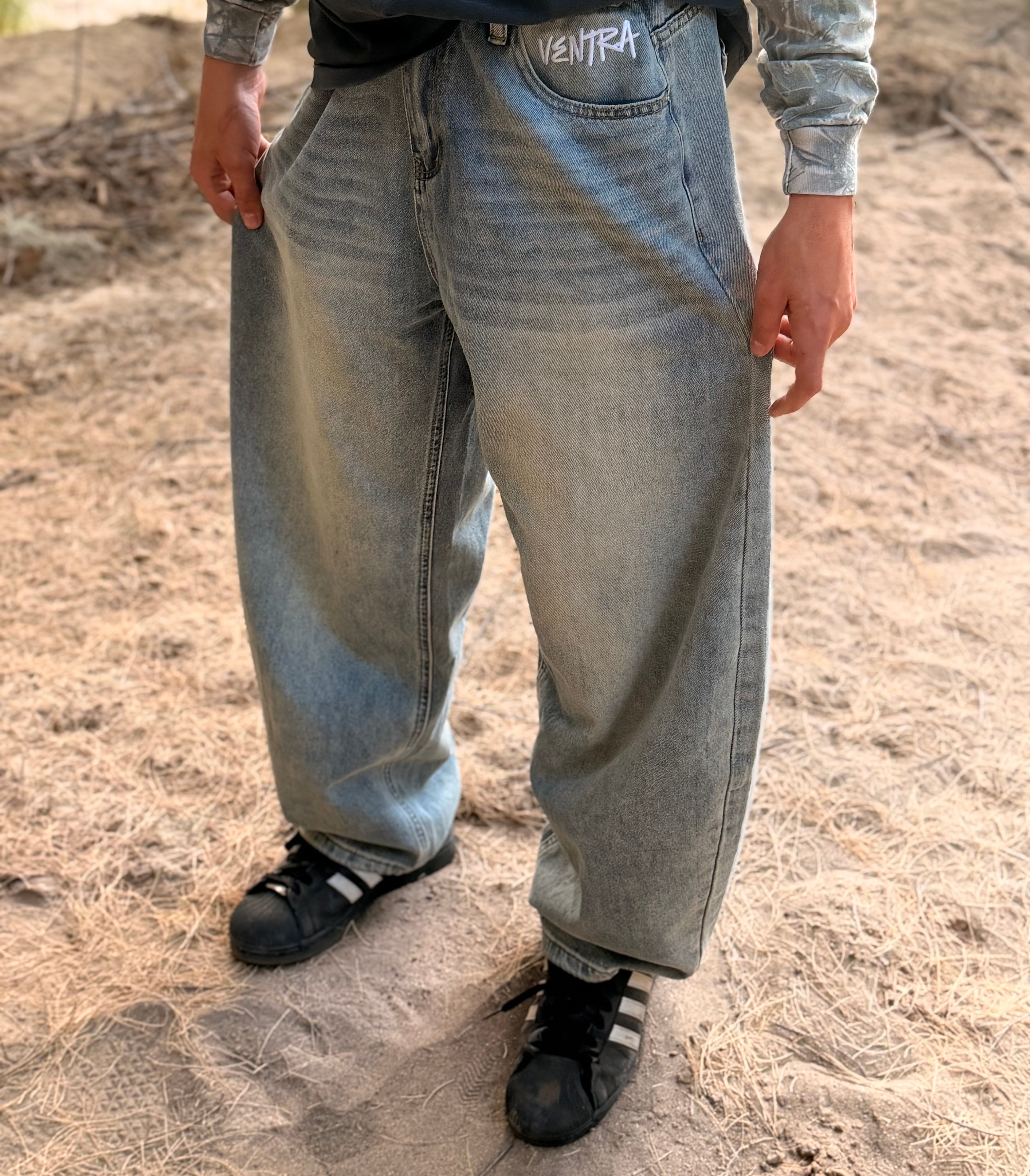 Wide leg baggy Ventra jeans